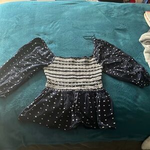 crown ivy square top